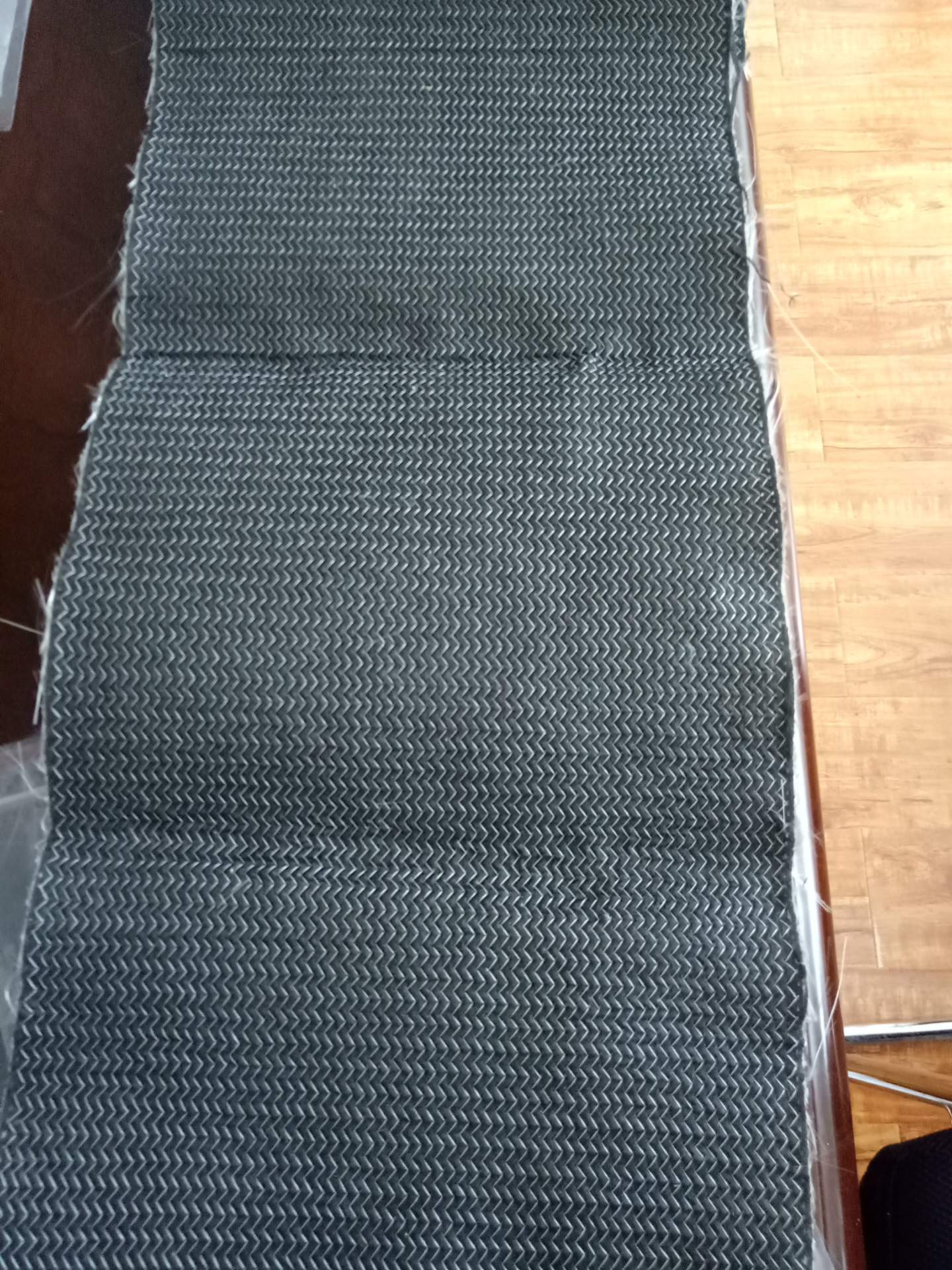 供应用于玻璃钢制品的碳纤维缝边毡，碳纤维缝边毡价格优惠