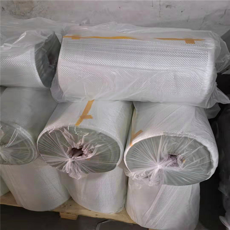 强乱强乱中文字幕